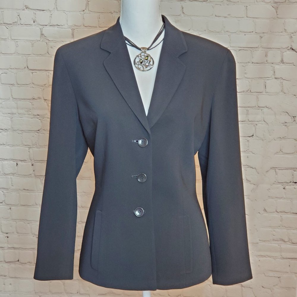 Ann Taylor Black Blazer Size 8 E0004